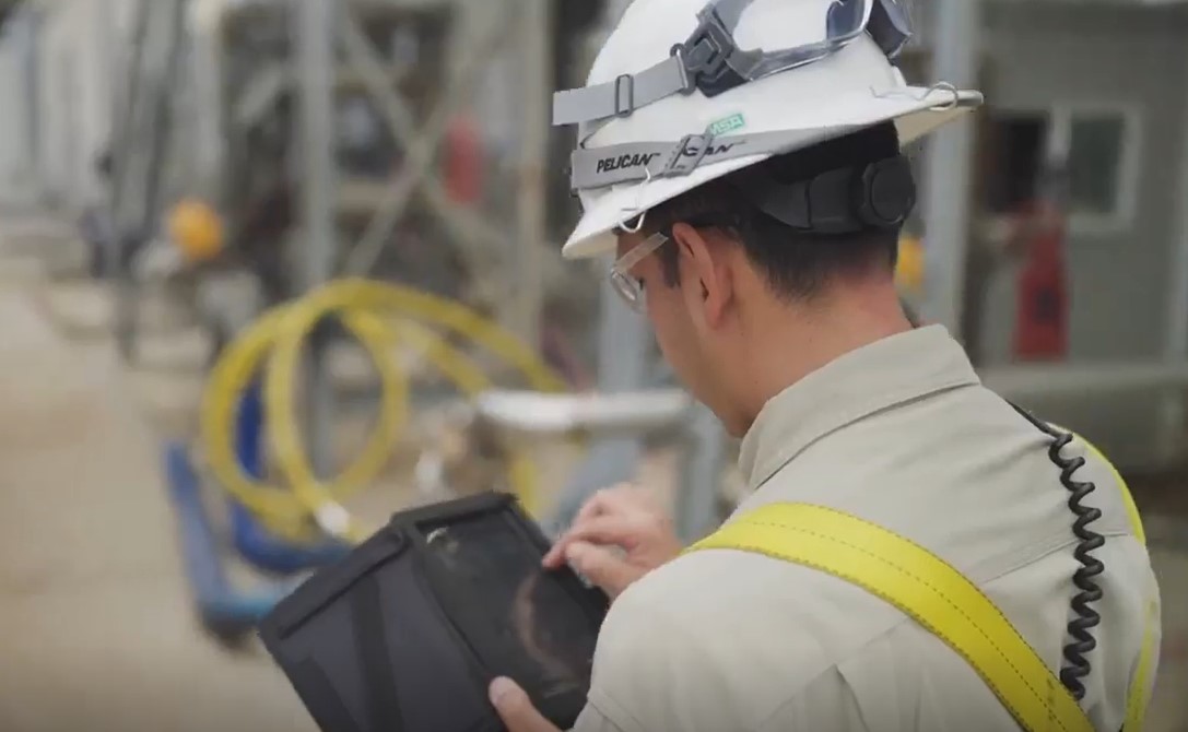 GOING DIGITAL: Monument Boosts Efficiency and Customer Experience with In-House Data Dashboard (VIDEO)
