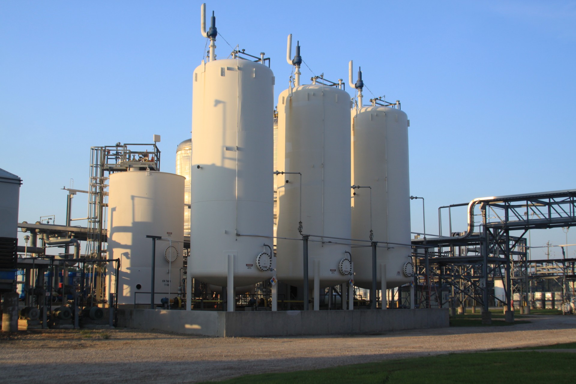 Monument Acquires Nova Molecular Technologies' Bayport, Texas Plant