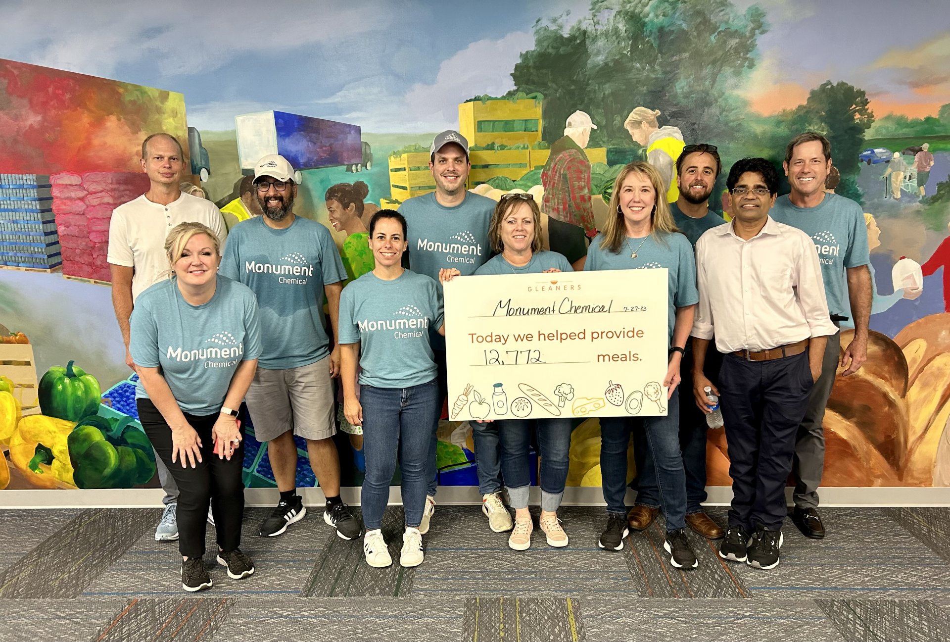 Indianapolis Team Volunteers at the Local Food Bank
