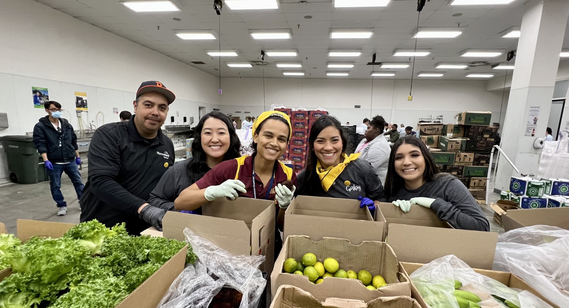 Monument Volunteers Come Together to Fight Hunger