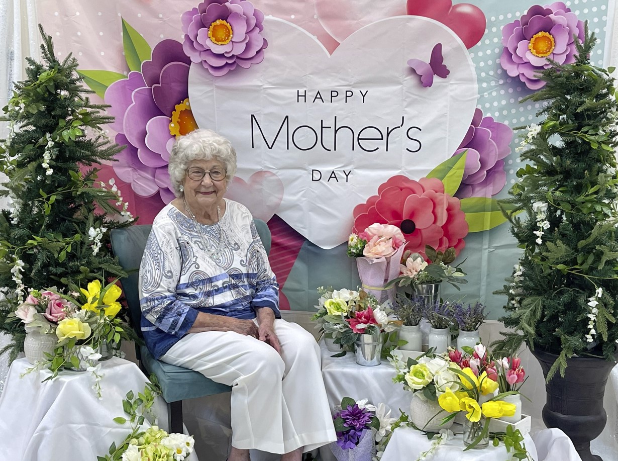 Monument Partners with THG to Host Mother's Day Luncheon for Local Senior Moms
